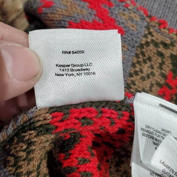 Anne Klein Women's Cardigan Sweater with Detacheable Faux Fur Collar Siz… - Picture 7 of 12